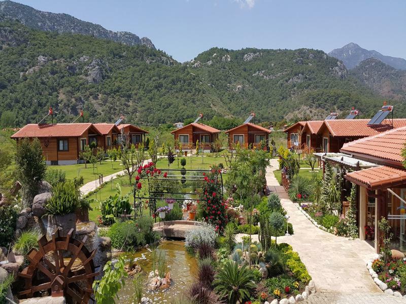 Rueya Villen Park Чирали Экстерьер фото