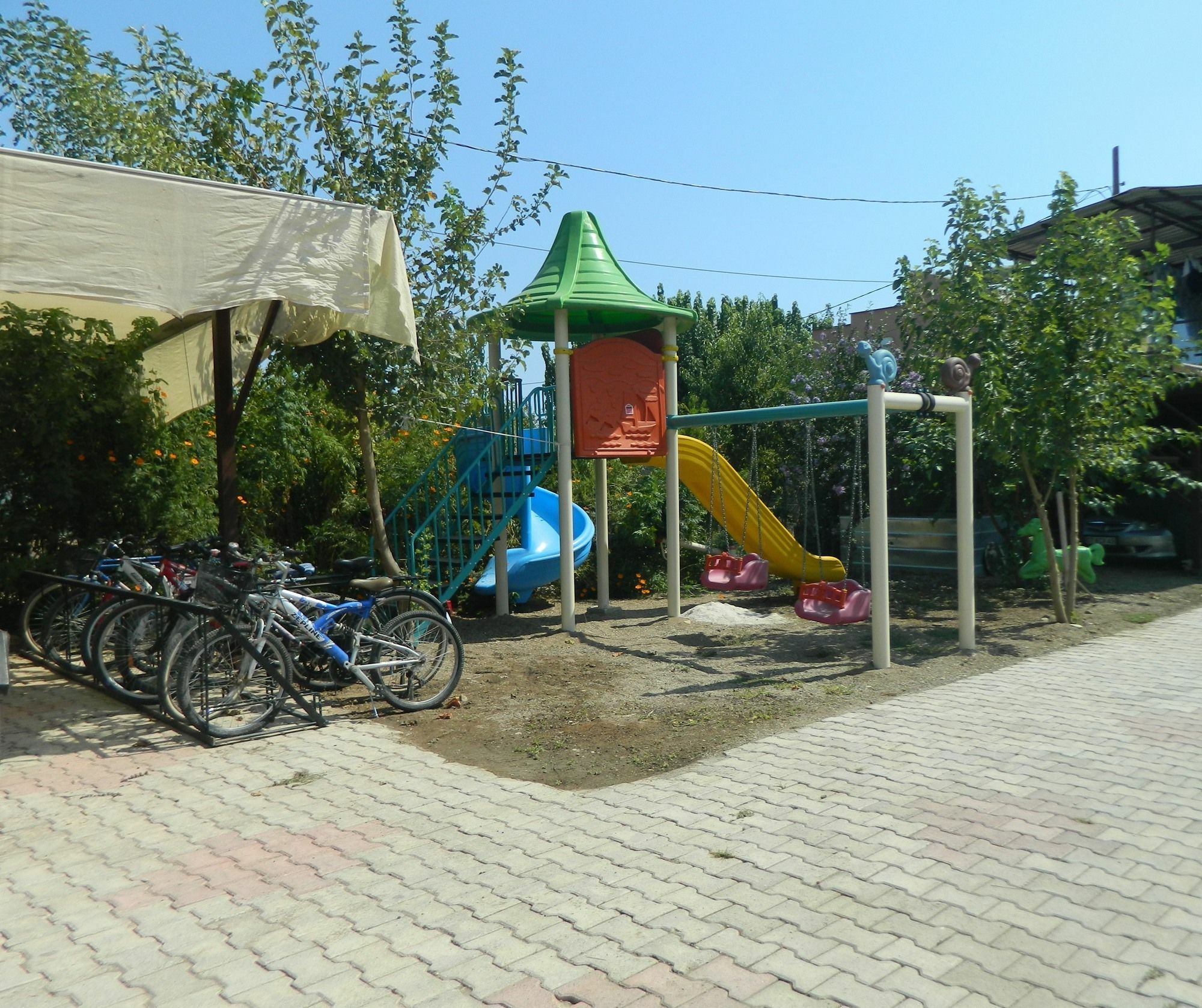 Rueya Villen Park Чирали Экстерьер фото